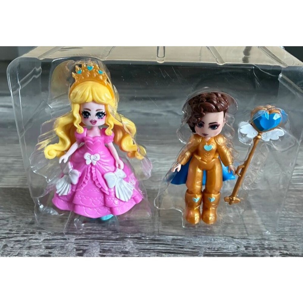 Royale High Princess Aeverie & Leon the Knight Mini Dolls